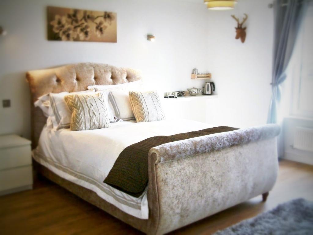 Fifty One And A Half Boutique B&B 클리데로 객실 사진