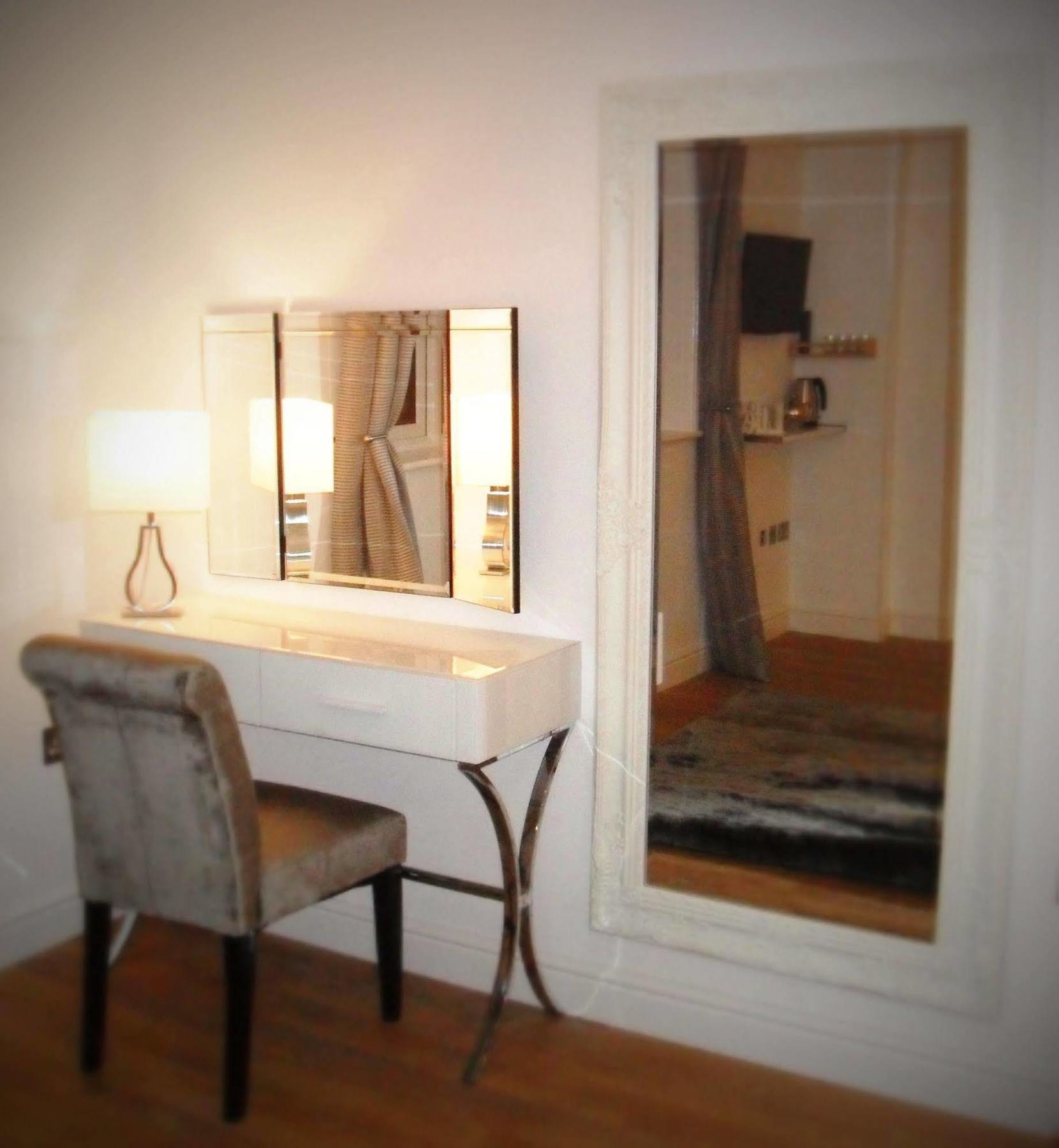 Fifty One And A Half Boutique B&B 클리데로 외부 사진